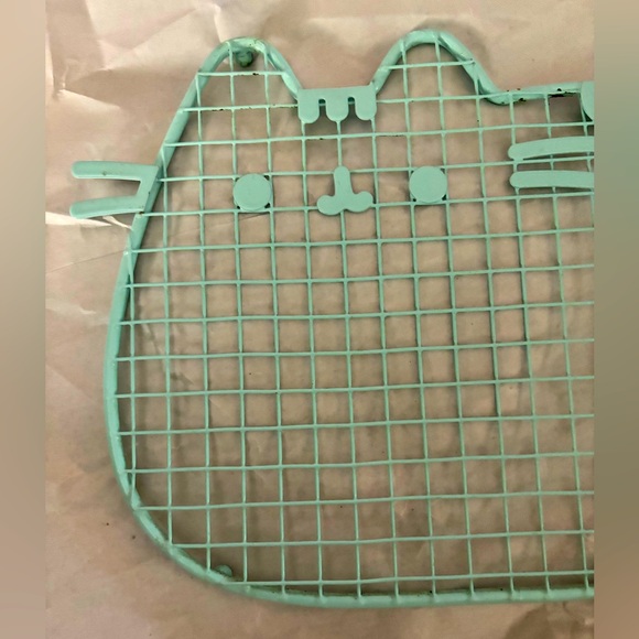 Pusheen Box Exclusive Metal Kitty Cat Blue Cooling Rack - Picture 2 of 4